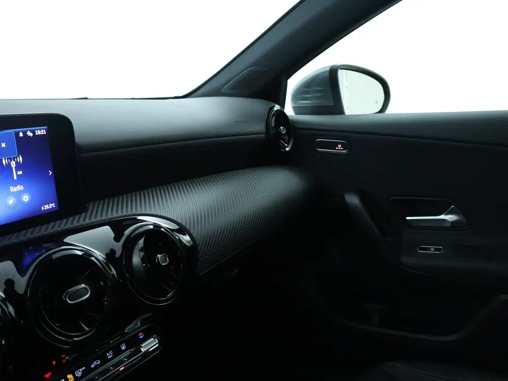 Mercedes-Benz A-Klasse 250 e Star Edition uit 2024, foto 6