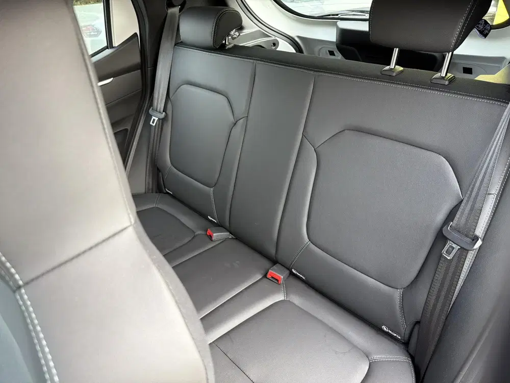 Dacia Spring Expression 27 kWh Lederen interieur uit 2023, foto 10