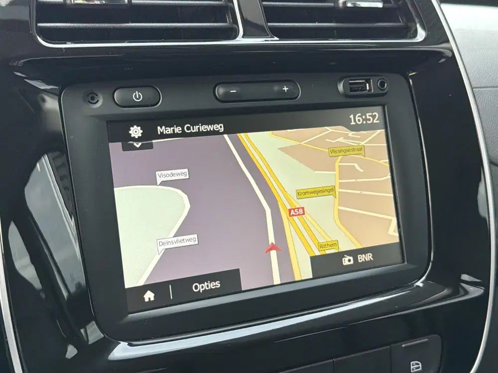 Dacia Spring Expression 27 kWh Lederen interieur uit 2023, foto 13