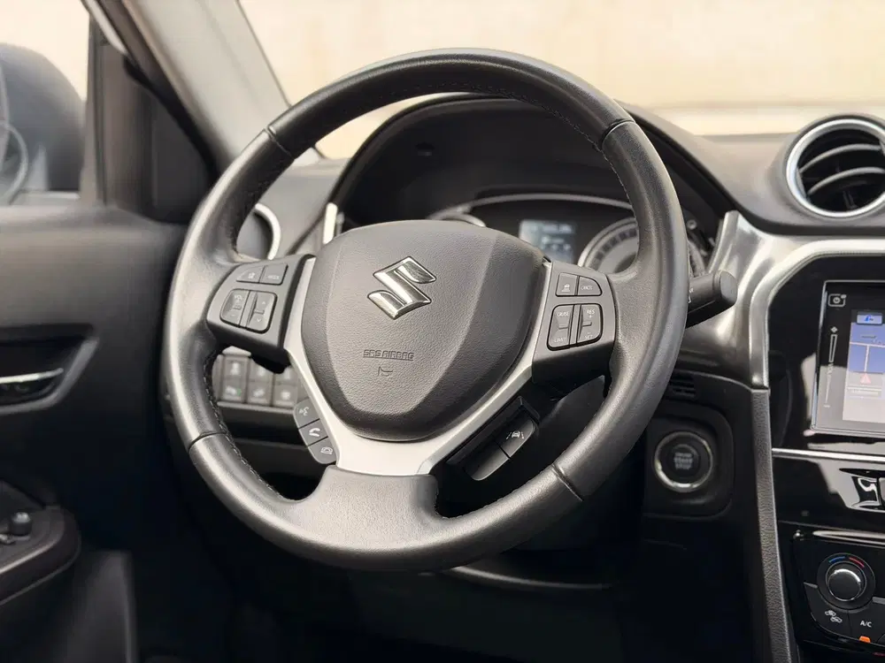 Suzuki Vitara 1.4 4x4 Automaat Pano Leder uit 2021, foto 14