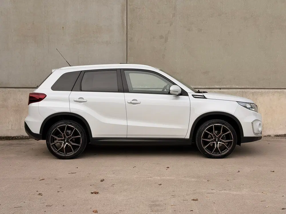 Suzuki Vitara 1.4 4x4 Automaat Pano Leder uit 2021, foto 8