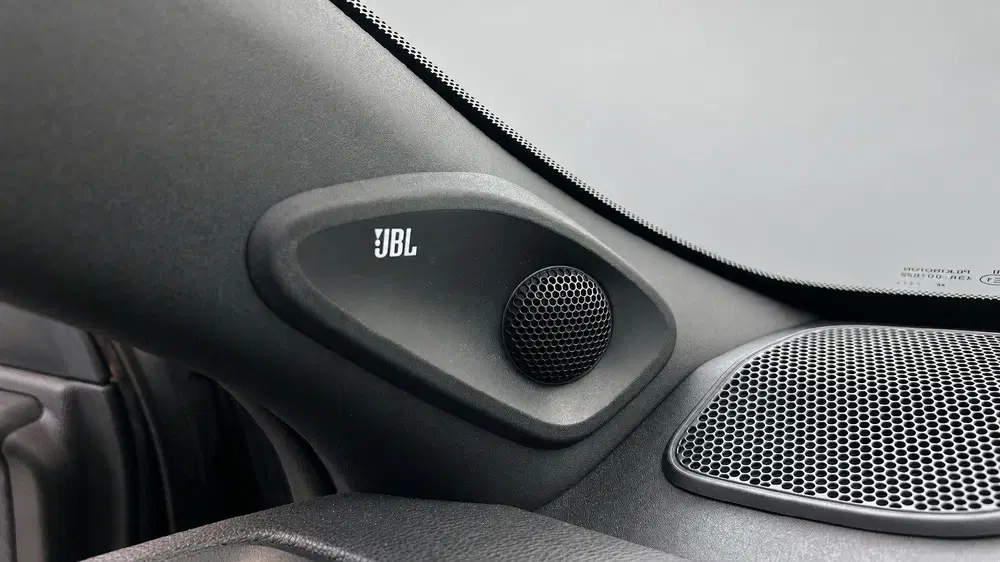 Toyota Yaris 1.5 Hybrid 130 Executive uit 2024, foto 14