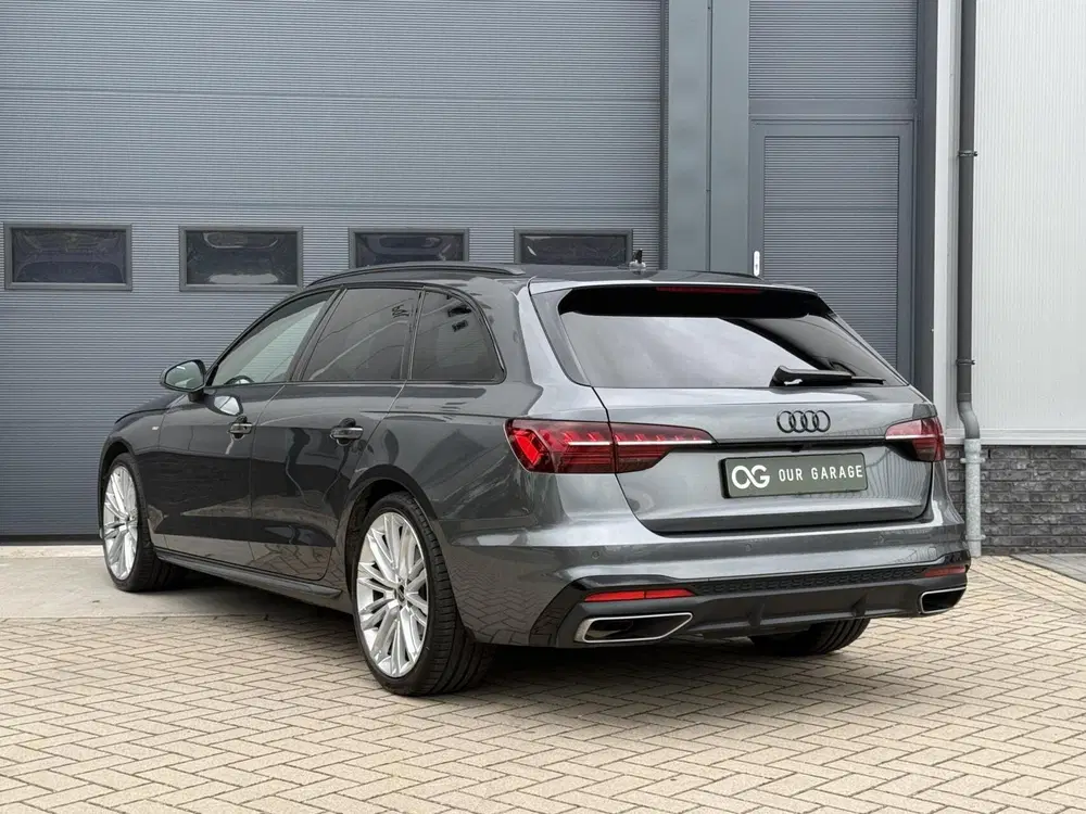 Audi A4 35 TFSI S edition uit 2023, foto 5