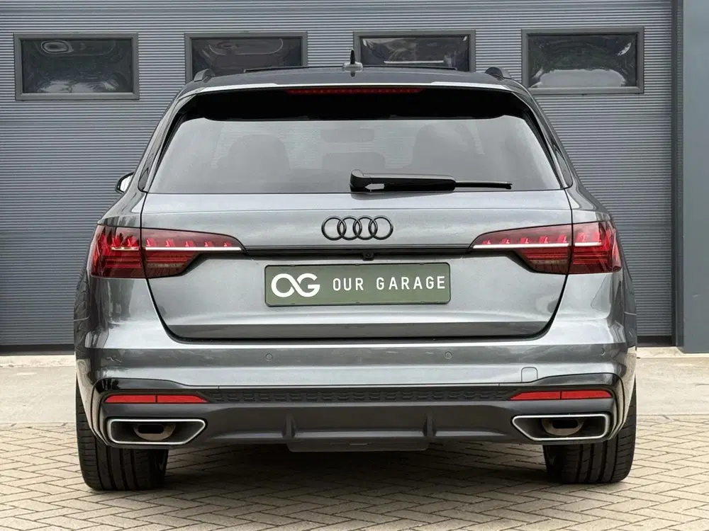 Audi A4 35 TFSI S edition uit 2023, foto 6