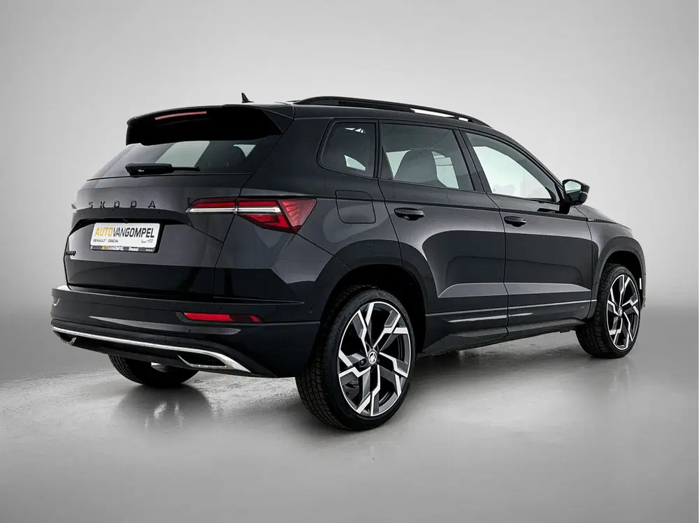 Skoda Karoq 1.5 TSI ACT Sportline Business uit 2024, foto 4