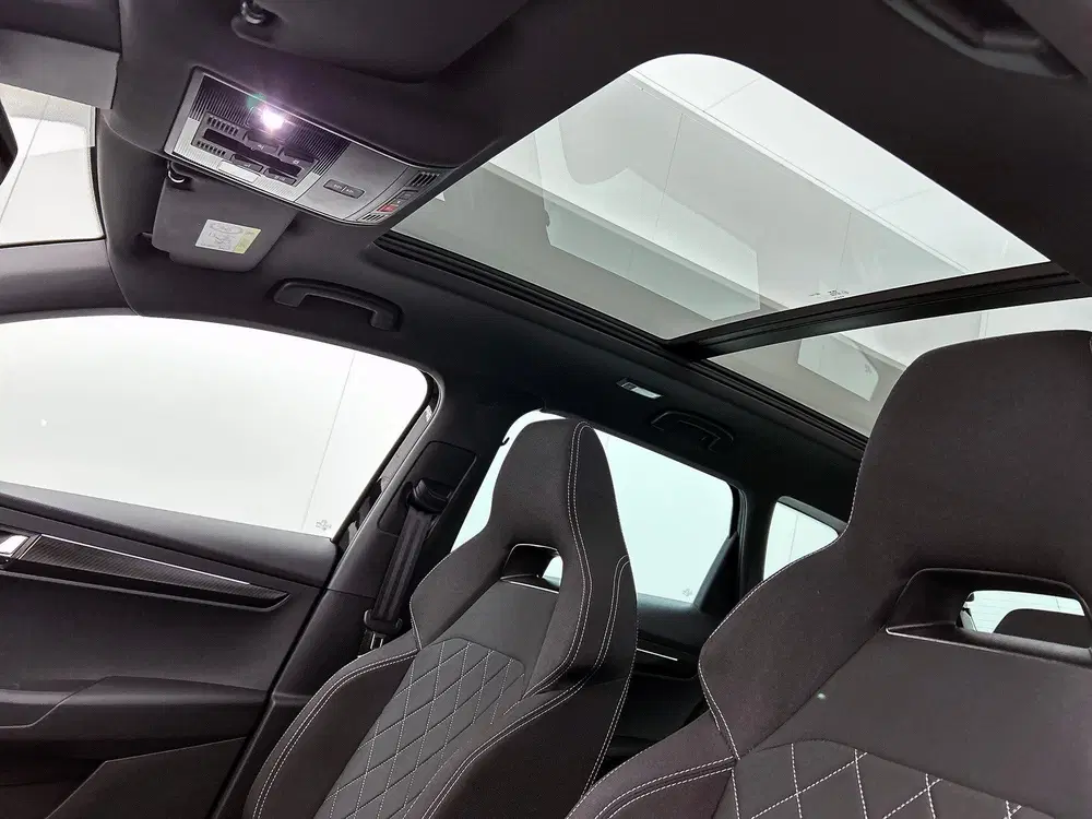 Skoda Karoq 1.5 TSI ACT Sportline Business uit 2024, foto 7