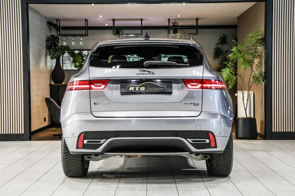 Jaguar E-Pace 1.5 P300e AWD R-Dynamic S uit 2022, foto 12