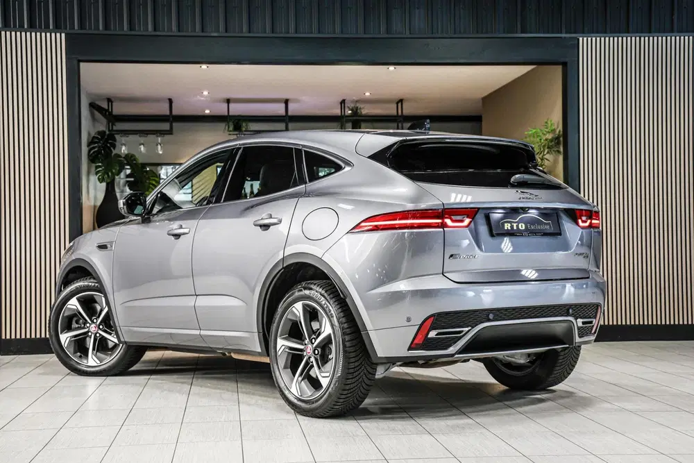 Jaguar E-Pace 1.5 P300e AWD R-Dynamic S uit 2022, foto 3