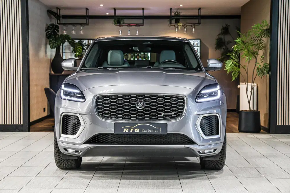 Jaguar E-Pace 1.5 P300e AWD R-Dynamic S uit 2022, foto 8