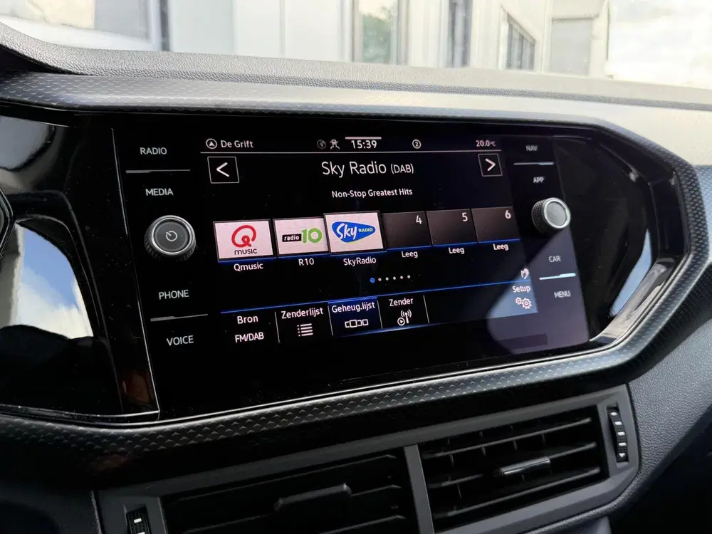 Volkswagen T-Cross 1.0 TSI Life uit 2023, foto 15