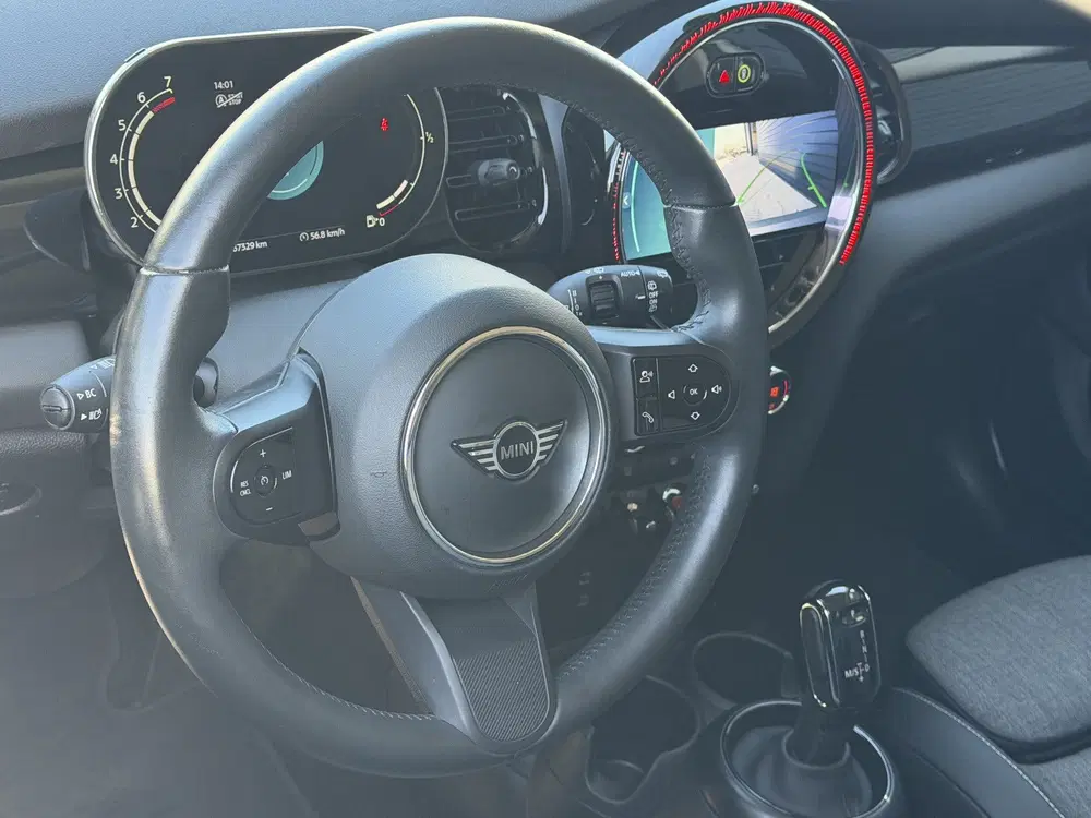Mini Cooper 1.5 Cooper 136 PK Camden Plus Edition Auto uit 2023, foto 9