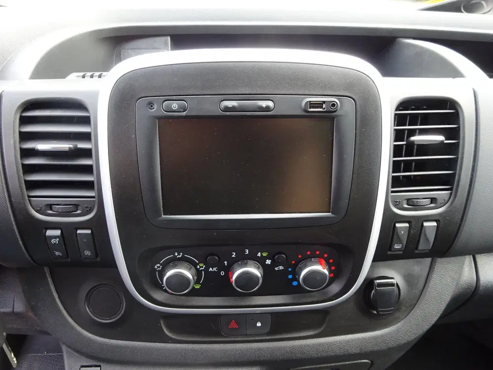 Renault Trafic 2.0 dCi 145 T29 L1H1 AUTOMAAT 2 X SCHUIFDE uit 2020, foto 14