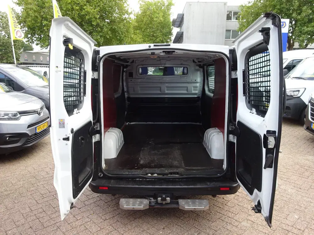 Renault Trafic 2.0 dCi 145 T29 L1H1 AUTOMAAT 2 X SCHUIFDE uit 2020, foto 9