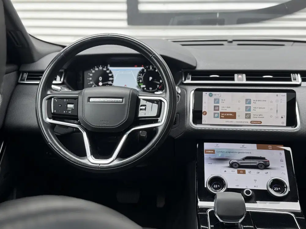 Land Rover Range Rover Velar 2.0 P400e S 1e Eigenaar uit 2022, foto 2