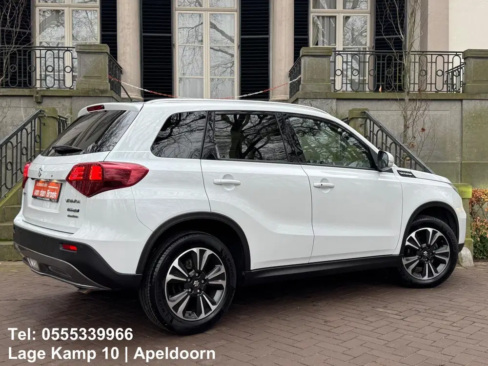 Suzuki Vitara 1.4 Boosterjet Style Smart Hybrid AllGrip uit 2021, foto 3