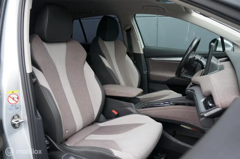 Skoda Enyaq 80 Navi Apple uit 2021, foto 11