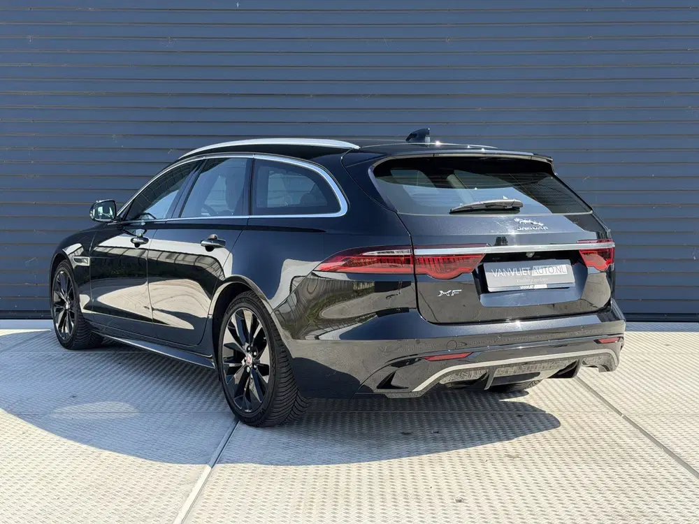 Jaguar XF 2.0 P250 R-Dynamic Black uit 2023, foto 4