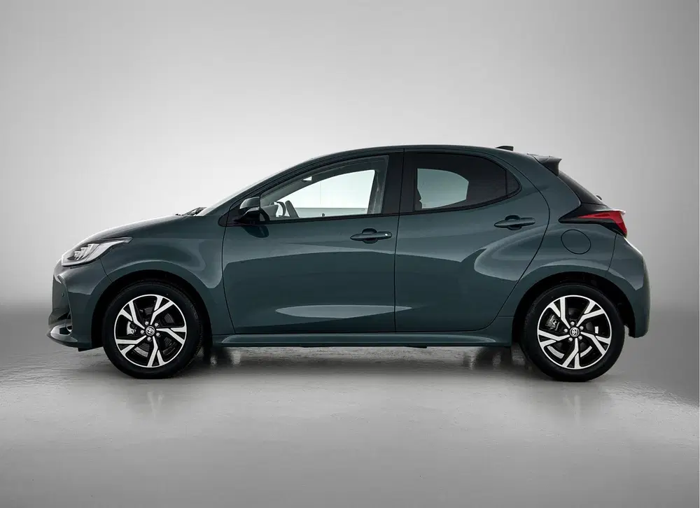 Toyota Yaris 1.5 Hybrid 115 First Edition Comfort Pack uit 2025, foto 3