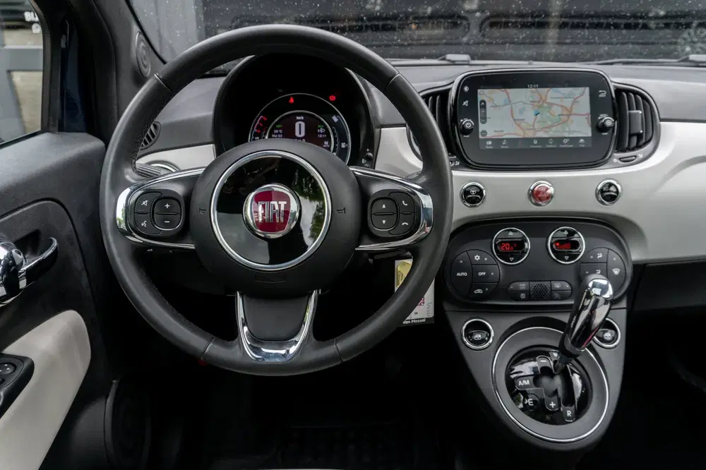 Fiat 500 1.2 Lounge uit 2020, foto 15