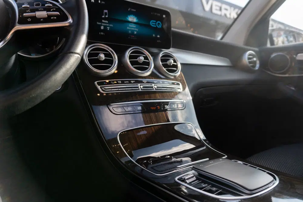 Mercedes-Benz GLC 300e 4MATIC Premium Plus uit 2021, foto 13