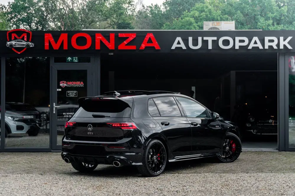Volkswagen Golf GTI Clubsport 2.0 TSI uit 2024, foto 3