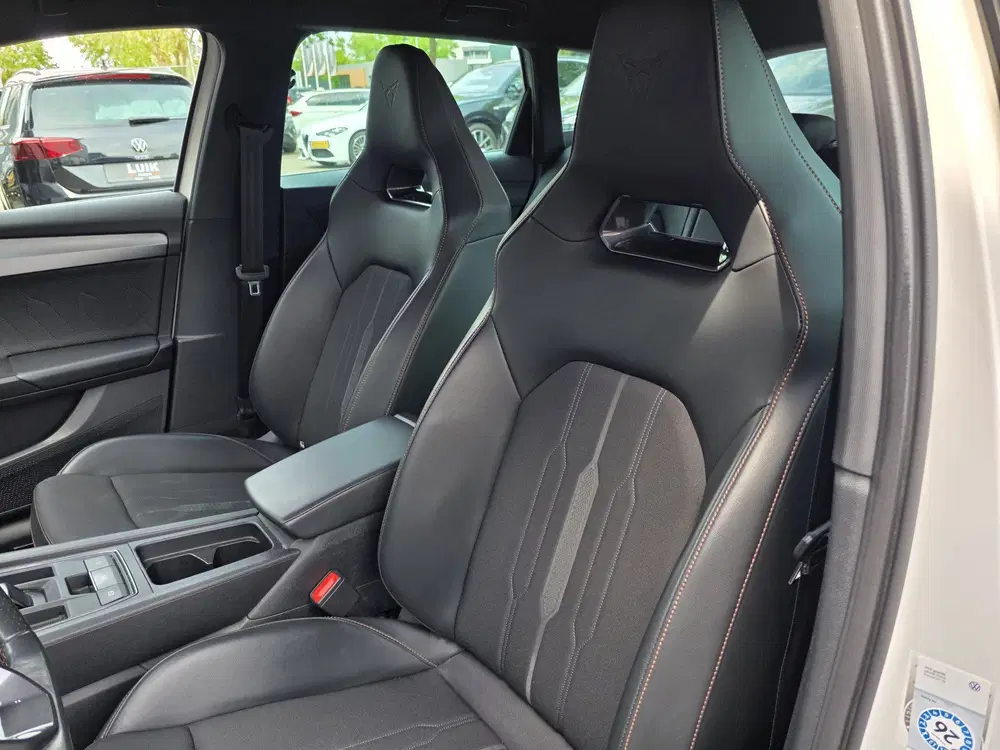 Cupra Leon 1.4 e-Hybrid VZ Black Edition + MEMO uit 2022, foto 2