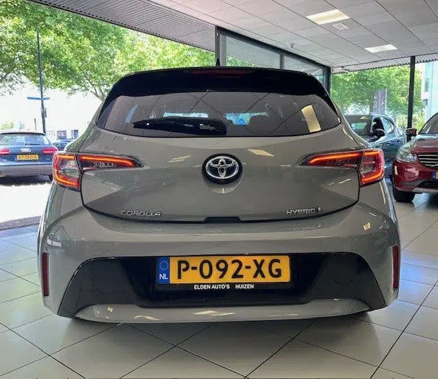 Toyota Corolla 1.8 Hybrid Comfort uit 2019, foto 14