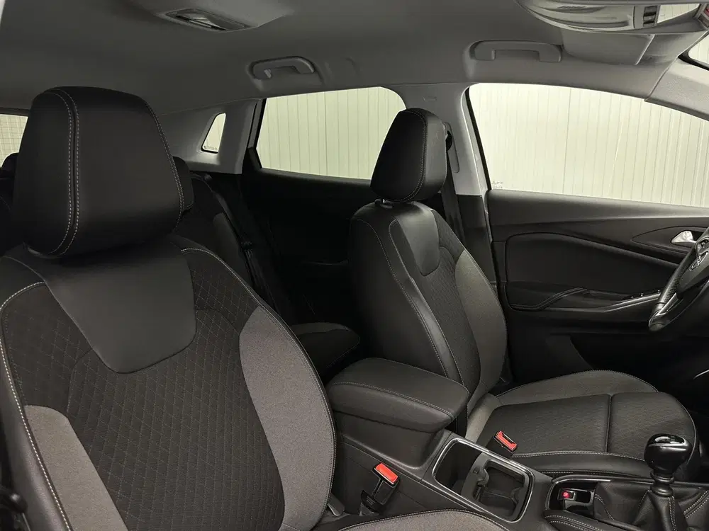 Opel Grandland 1.2 Turbo Business Executive CAMERA TREKHA uit 2021, foto 15