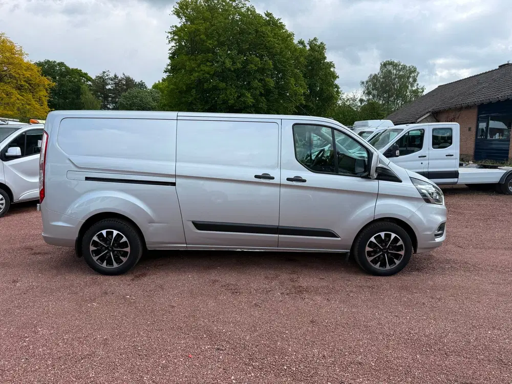 Ford Transit Custom 320 2.0 TDCI L2H1 2800Kg Trekgewicht uit 2019, foto 14