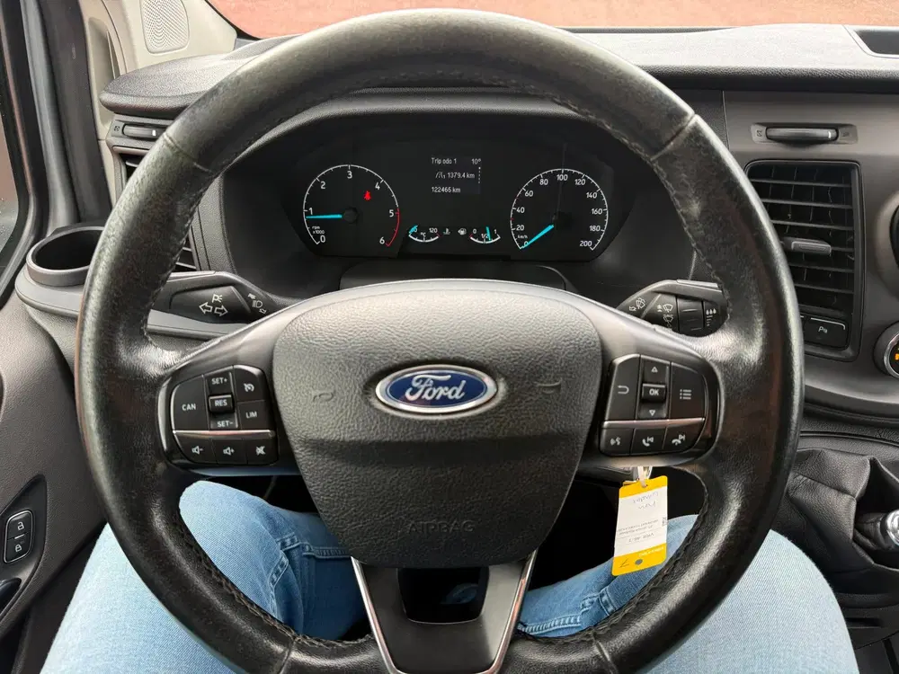 Ford Transit Custom 320 2.0 TDCI L2H1 2800Kg Trekgewicht uit 2019, foto 7