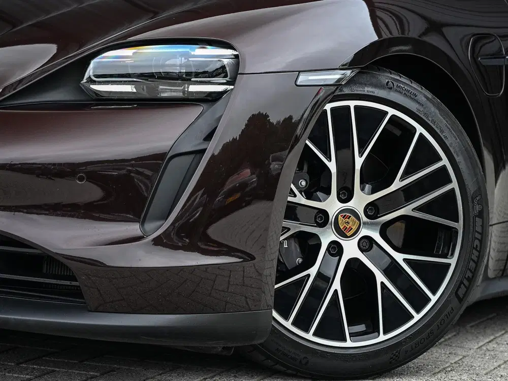 Porsche Taycan Sport Turismo 79 kWh uit 2022, foto 8