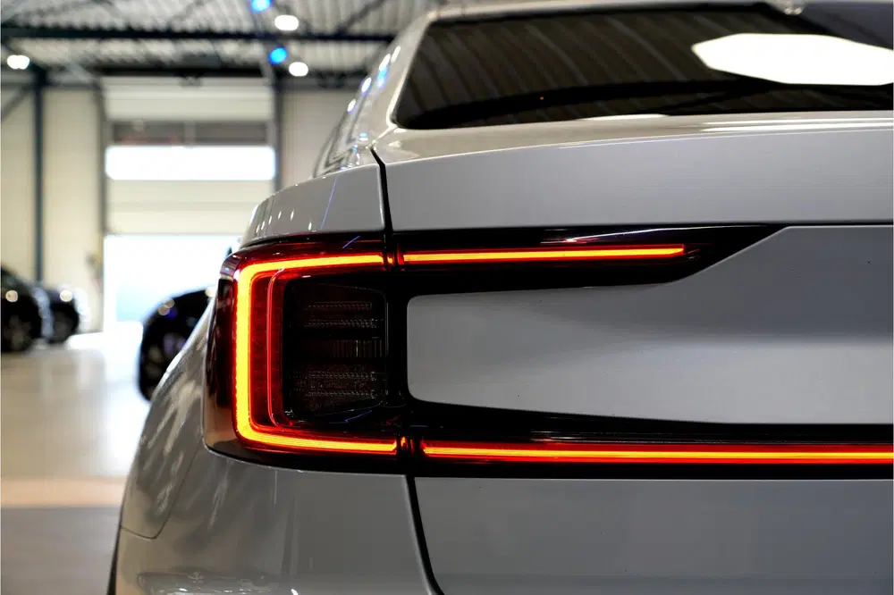 Polestar 2 Long Range Single Motor 78kWh SOH 90% WARM uit 2023, foto 14