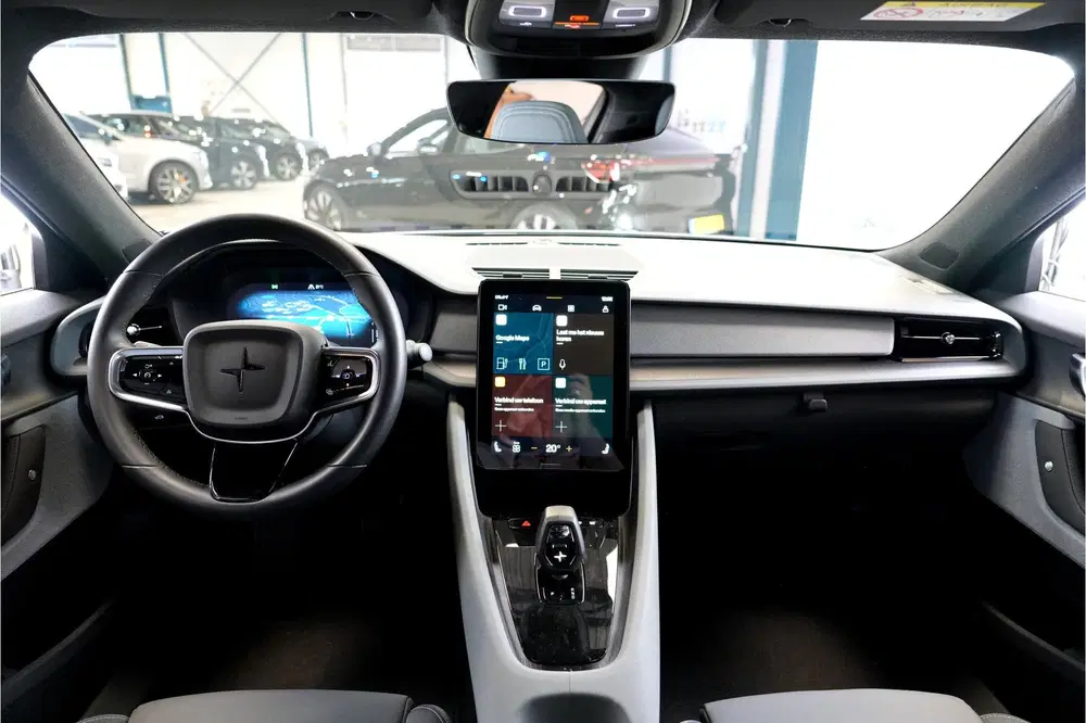 Polestar 2 Long Range Single Motor 78kWh SOH 90% WARM uit 2023, foto 2