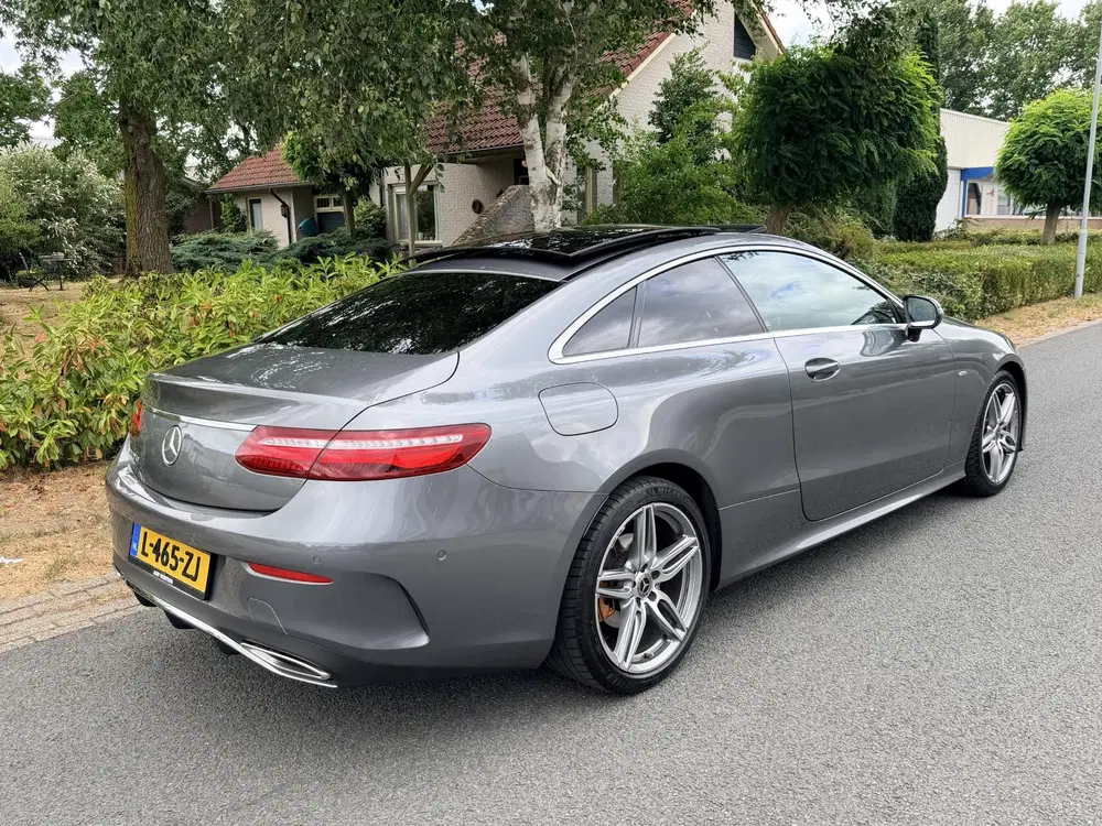 Mercedes-Benz E-Klasse E-klasse Coupé 200 AMG Automaat 197PK Pano uit 2020, foto 11