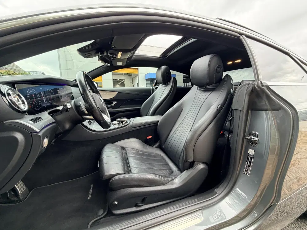Mercedes-Benz E-Klasse E-klasse Coupé 200 AMG Automaat 197PK Pano uit 2020, foto 13