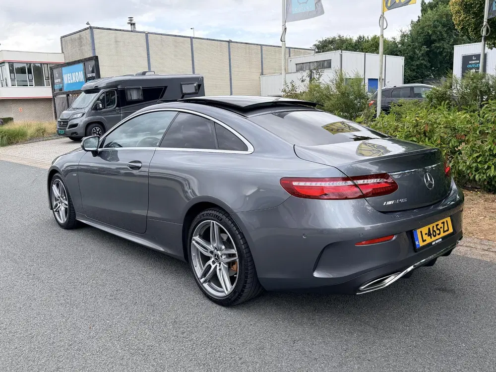 Mercedes-Benz E-Klasse E-klasse Coupé 200 AMG Automaat 197PK Pano uit 2020, foto 3