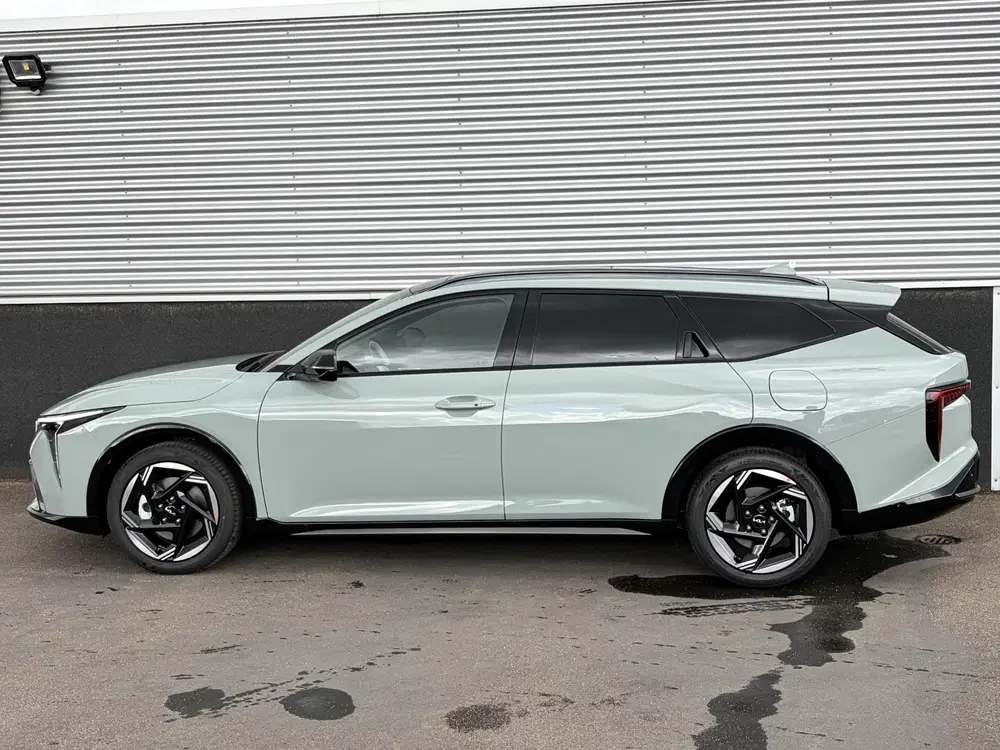 Kia K4 1.0 T-GDi MHEV GT-Line Launch Edition (pa uit 2026, foto 2