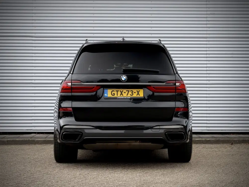 BMW X7 M50i xDrive uit 2020, foto 15