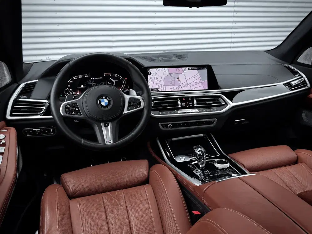 BMW X7 M50i xDrive uit 2020, foto 4
