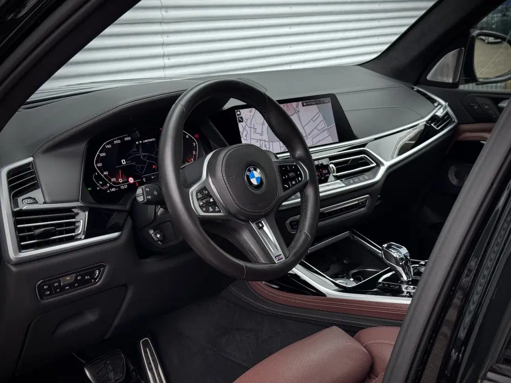 BMW X7 M50i xDrive uit 2020, foto 5