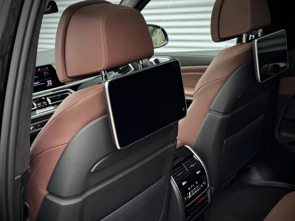 BMW X7 M50i xDrive uit 2020, foto 9