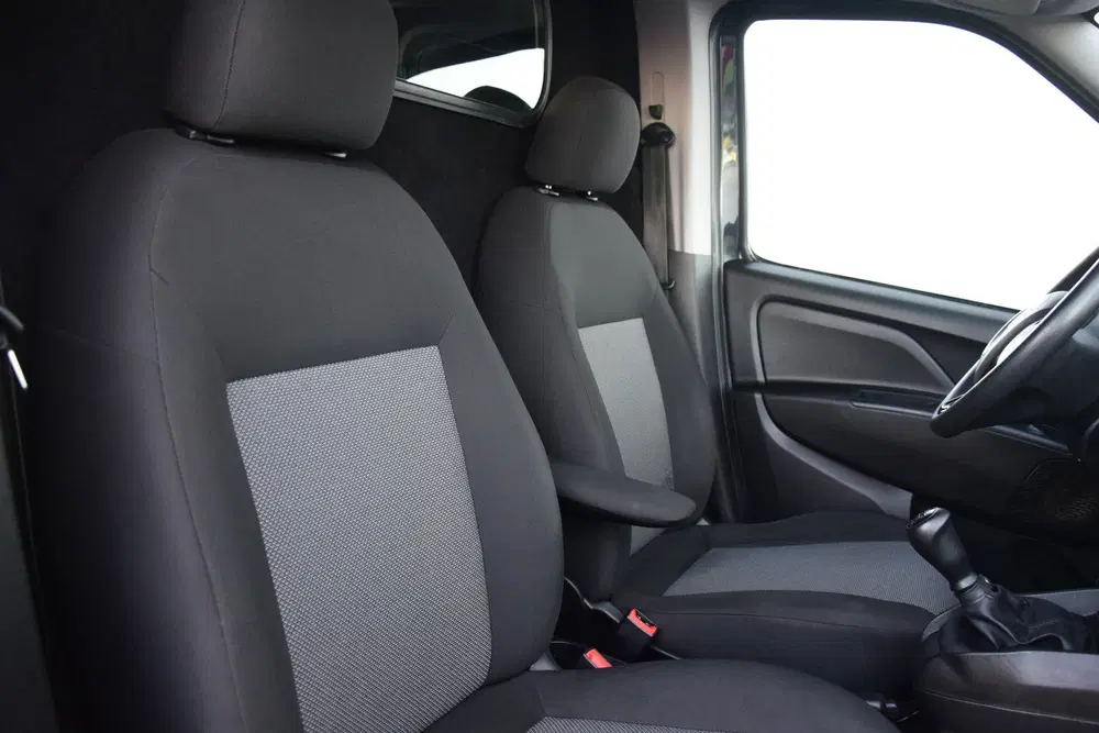 Fiat Doblo Doblò Cargo 1.3 MJ L1H1 Airco Audio uit 2021, foto 11