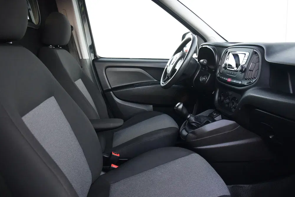 Fiat Doblo Doblò Cargo 1.3 MJ L1H1 Airco Audio uit 2021, foto 2