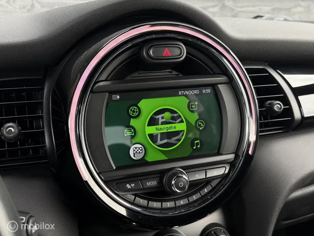Mini Cooper 1.5 Cooper uit 2019, foto 11