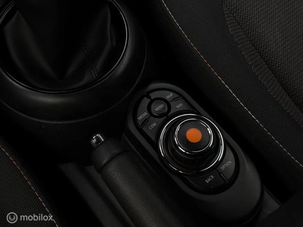 Mini Cooper 1.5 Cooper uit 2019, foto 14