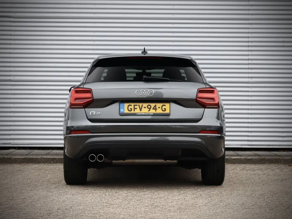 Audi Q2 35 TFSI S line uit 2019, foto 11