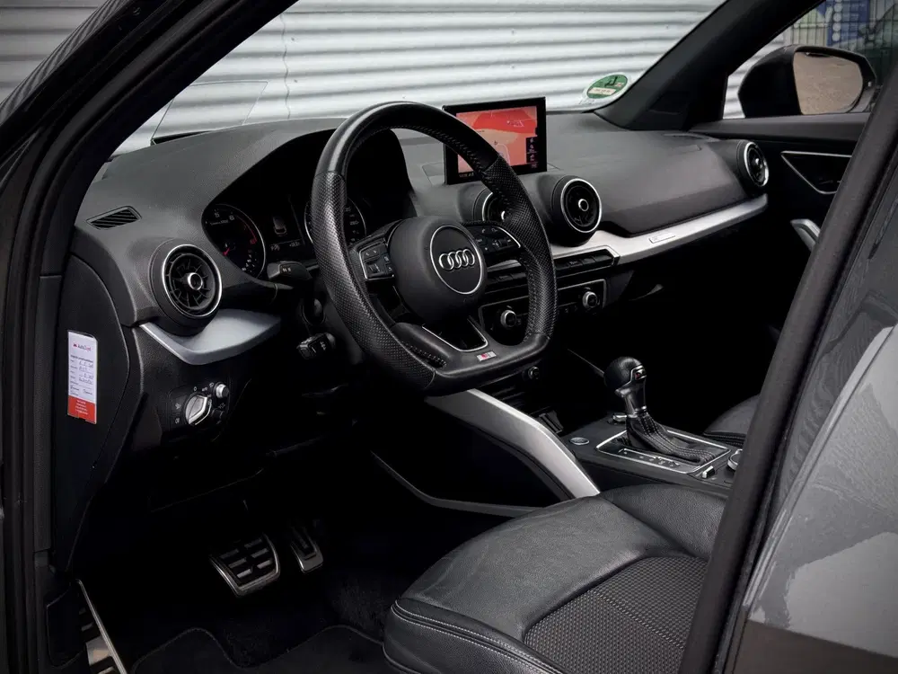 Audi Q2 35 TFSI S line uit 2019, foto 5