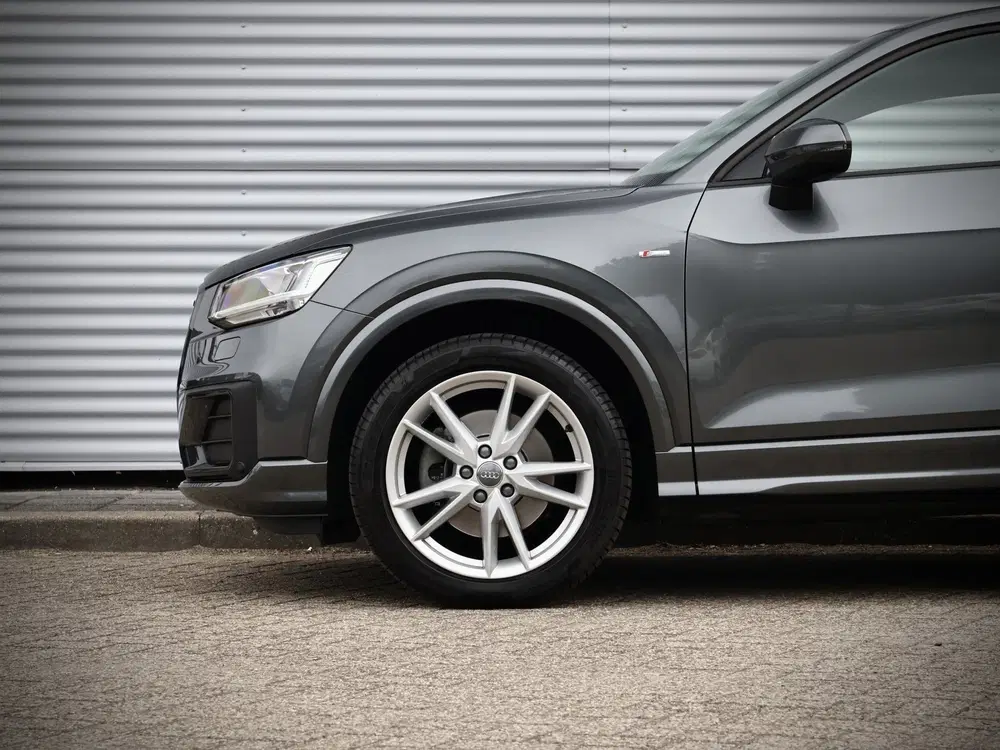 Audi Q2 35 TFSI S line uit 2019, foto 8