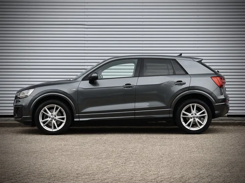 Audi Q2 35 TFSI S line uit 2019, foto 9