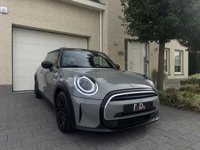 Mini Cooper 1.5 Cooper Facelift Panoramadak Carplay Sp uit 2021